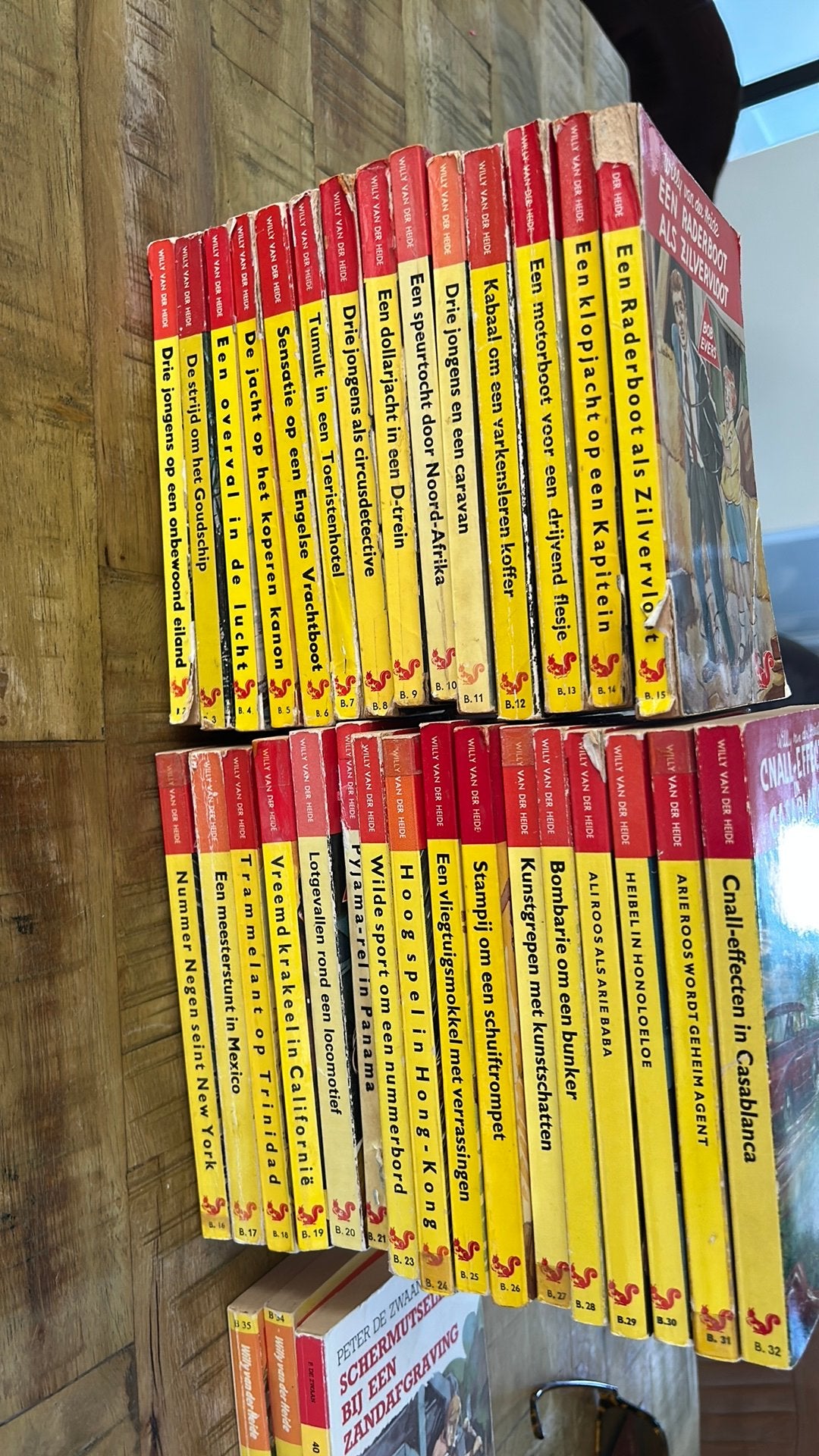 Bob evers deel 2 t/m 32 ( 1 en 22 mist) 40/ 34 en 35 ), Boeken, Ophalen of Verzenden, Zo goed als nieuw