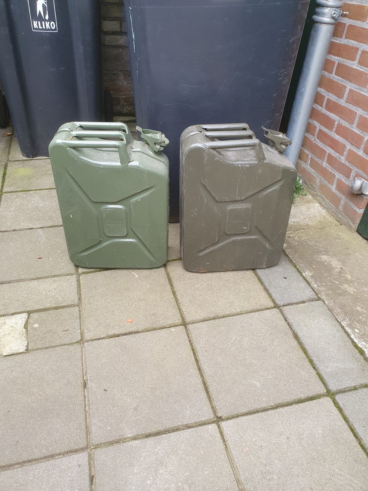Jerrycans 20 liter staal, Ophalen of Verzenden, Gebruikt