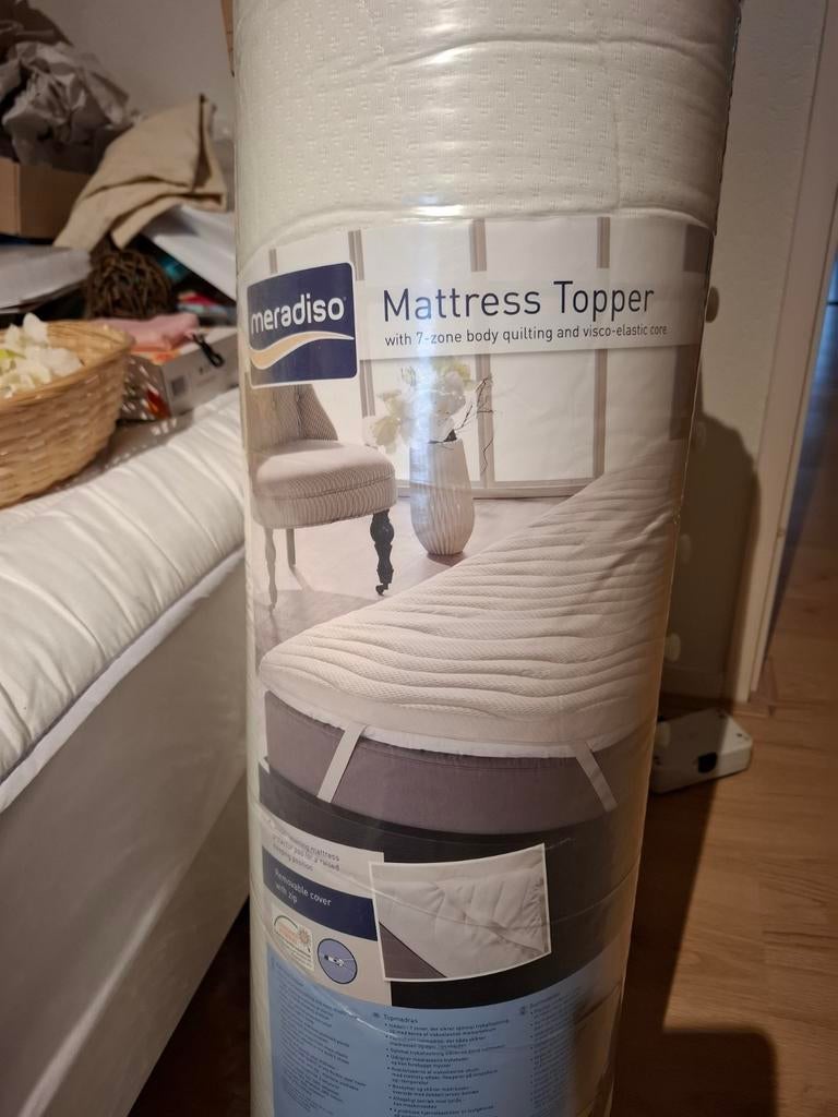 Nieuwe matras topper. Merk Meradiso., Ophalen, Nieuw, Eenpersoons, 90 cm