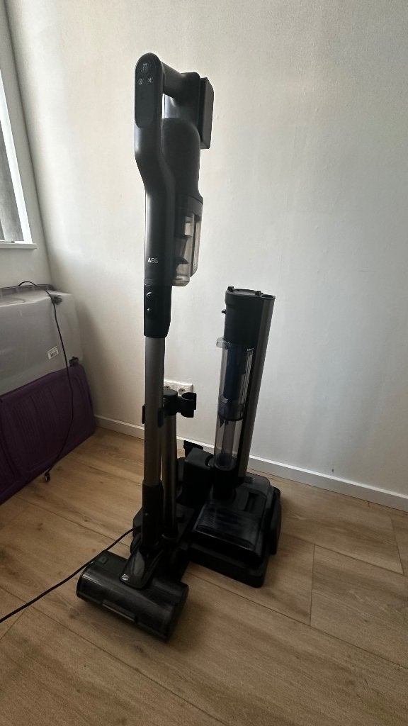 AEG  Ultimate 8000 steelstofzuiger, Witgoed en Apparatuur, Stofzuigers, Nieuw, Stille werking, Reservoir, AEG