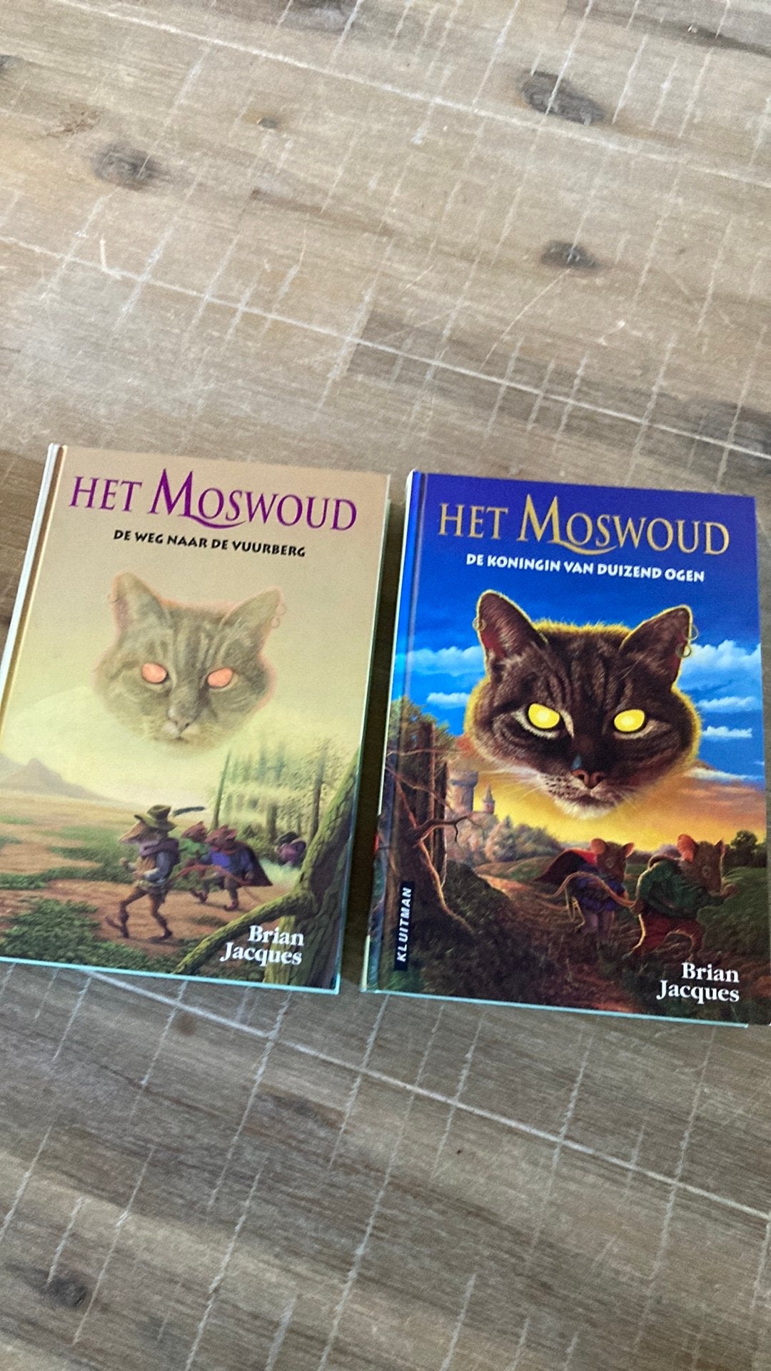Brian Jacques - het moswoud, Boeken, Ophalen of Verzenden, Zo goed als nieuw