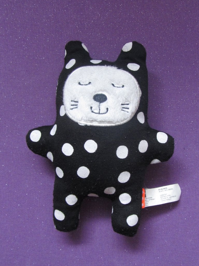HEMA Knuffel POES. ZWART - WIT GESTIPPELD. 20 CM **Nieuw**, Hema, Nieuw, Ophalen of Verzenden, Met label