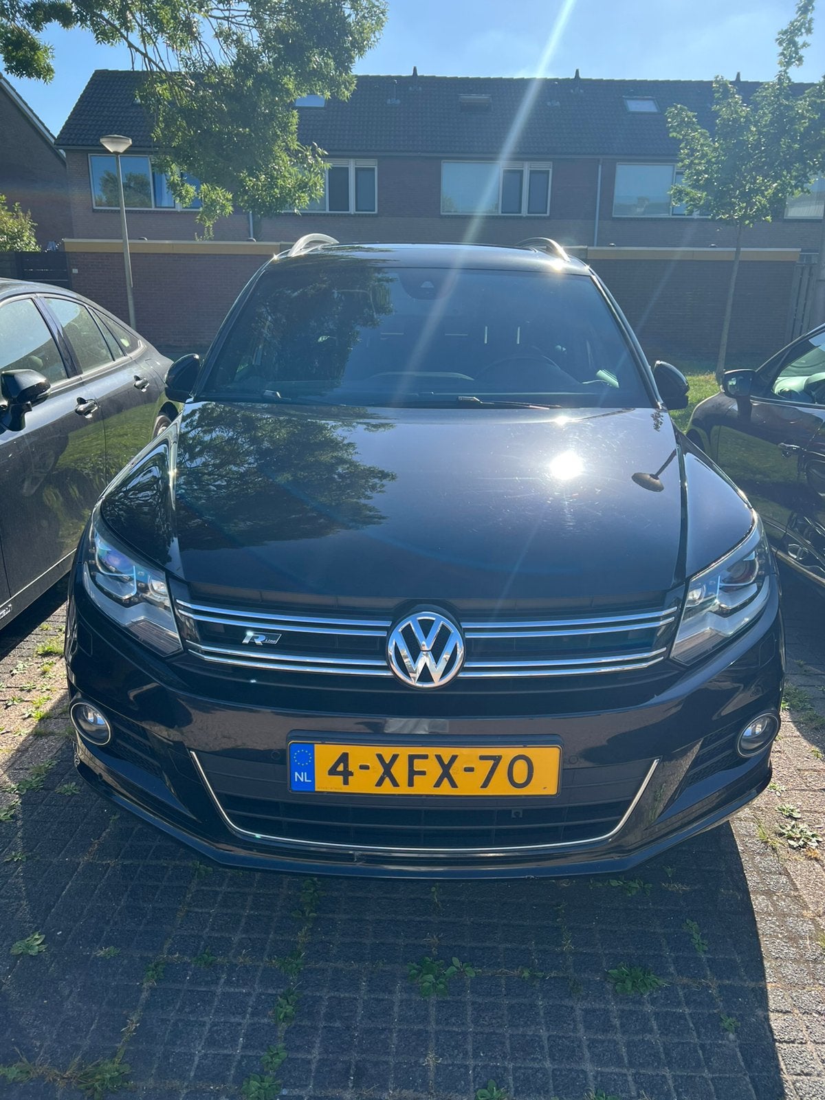 Volkswagen Tiguan 1.4 TSI R-Line Edition | Panorama | 160 PK, Voorwielaandrijving, 15 km/l, 1800 kg, Zwart