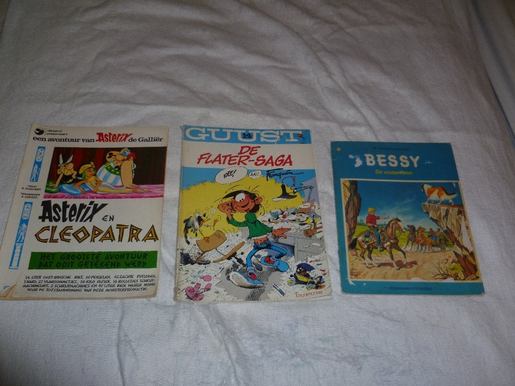 Strips van Asterix, Guust en Bessy, Meerdere stripboeken, Ophalen of Verzenden, Gelezen