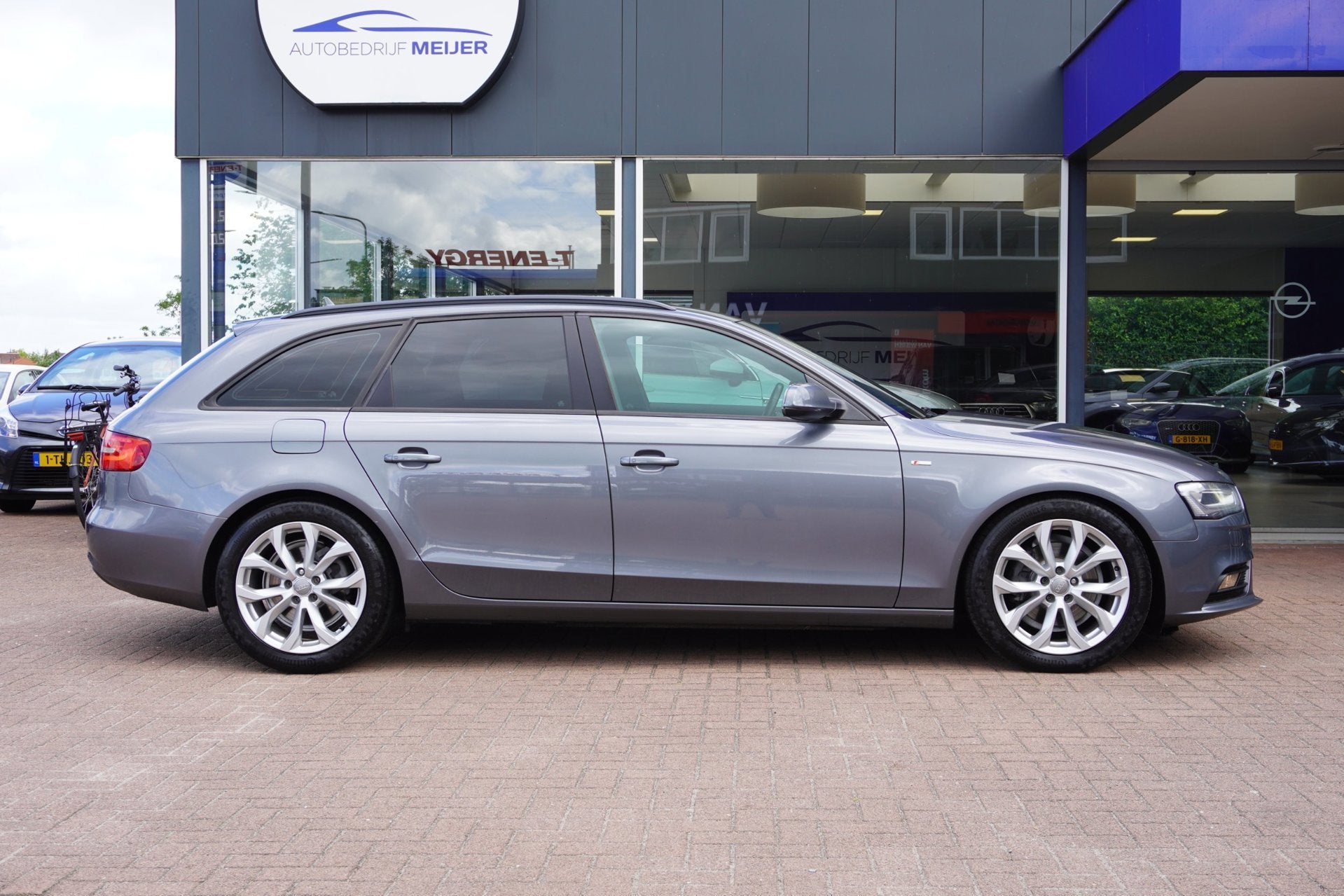 Audi A4 Avant 2.0 TDI Pro Line S Automaat | Airco | Navigati, Auto's, Audi, Euro 5, Gebruikt, Zwart, 4 cilinders