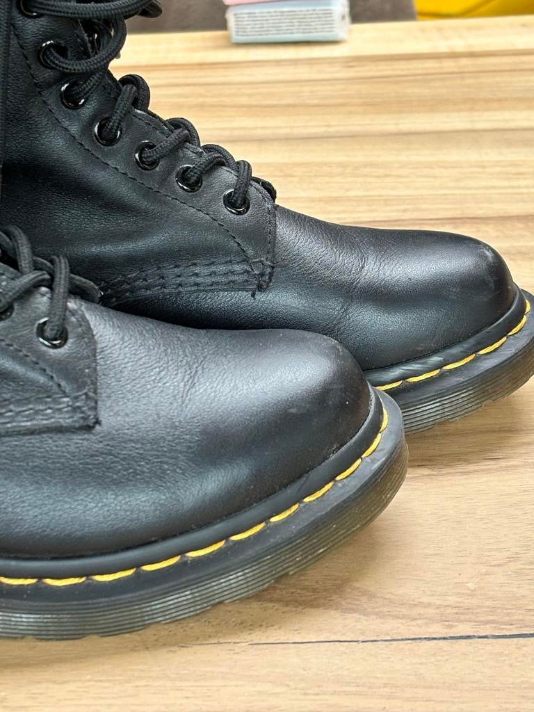 Dr. Martens 1460 Pascal Virginia maat 38, Zwart, Lage of Enkellaarzen, Ophalen of Verzenden, Zo goed als nieuw