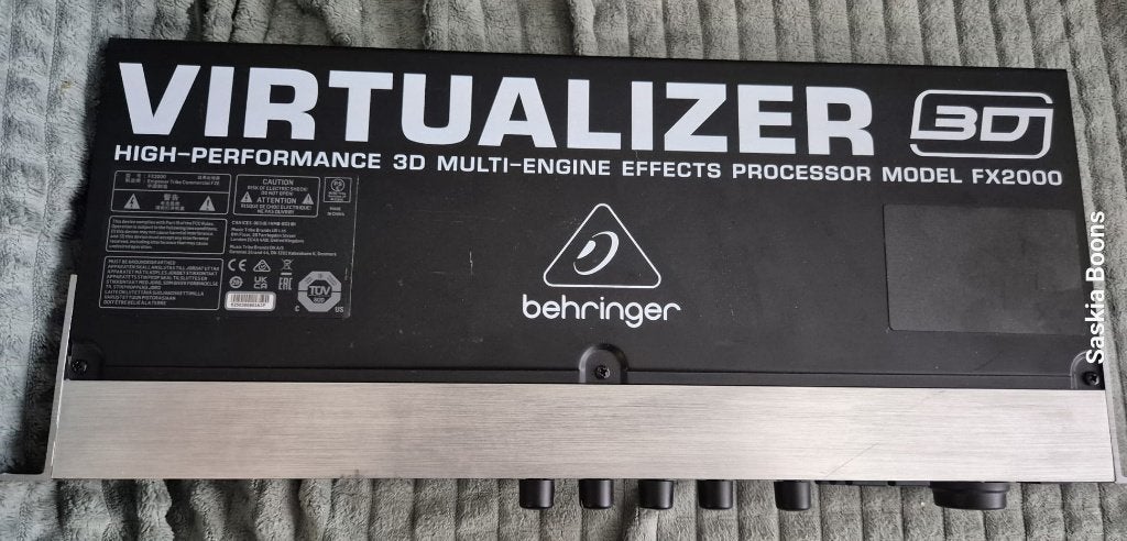 behringer virtulizer 3d  en behringer virtulizer pro, Muziek en Instrumenten, Effecten, Ophalen of Verzenden, Zo goed als nieuw