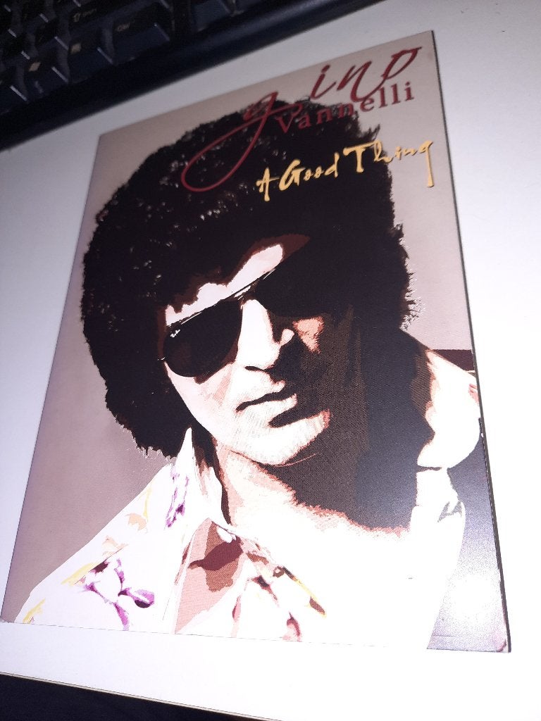CD GESIGNEERD LONGBOX Gino Vannelli – A Good Thing, Cd's en Dvd's, Ophalen, Zo goed als nieuw, Gesigneerd