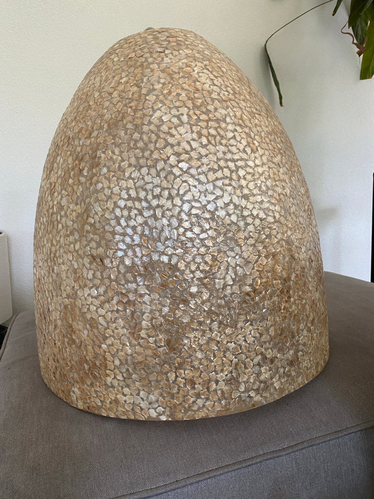 Hanglamp Wangi gold bell, 45 cm met lightswing ophangsysteem, Huis en Inrichting, Overige materialen, Zo goed als nieuw, Zeer geschikt voor lifestyle interieur en warme sfeer  in huis