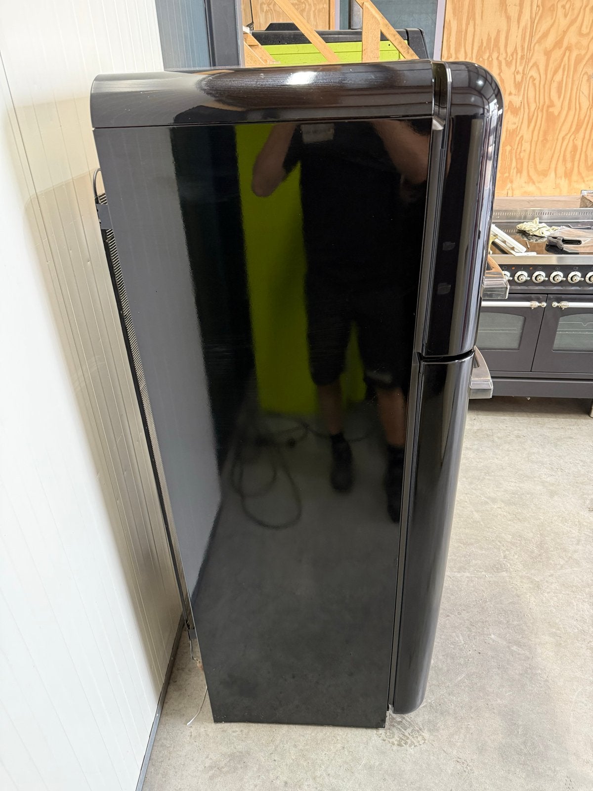 Smeg Koelkast met Vriezer Zwart - Retro Design, 150 tot 200 liter, Bella, Ophalen of Verzenden, Zo goed als nieuw