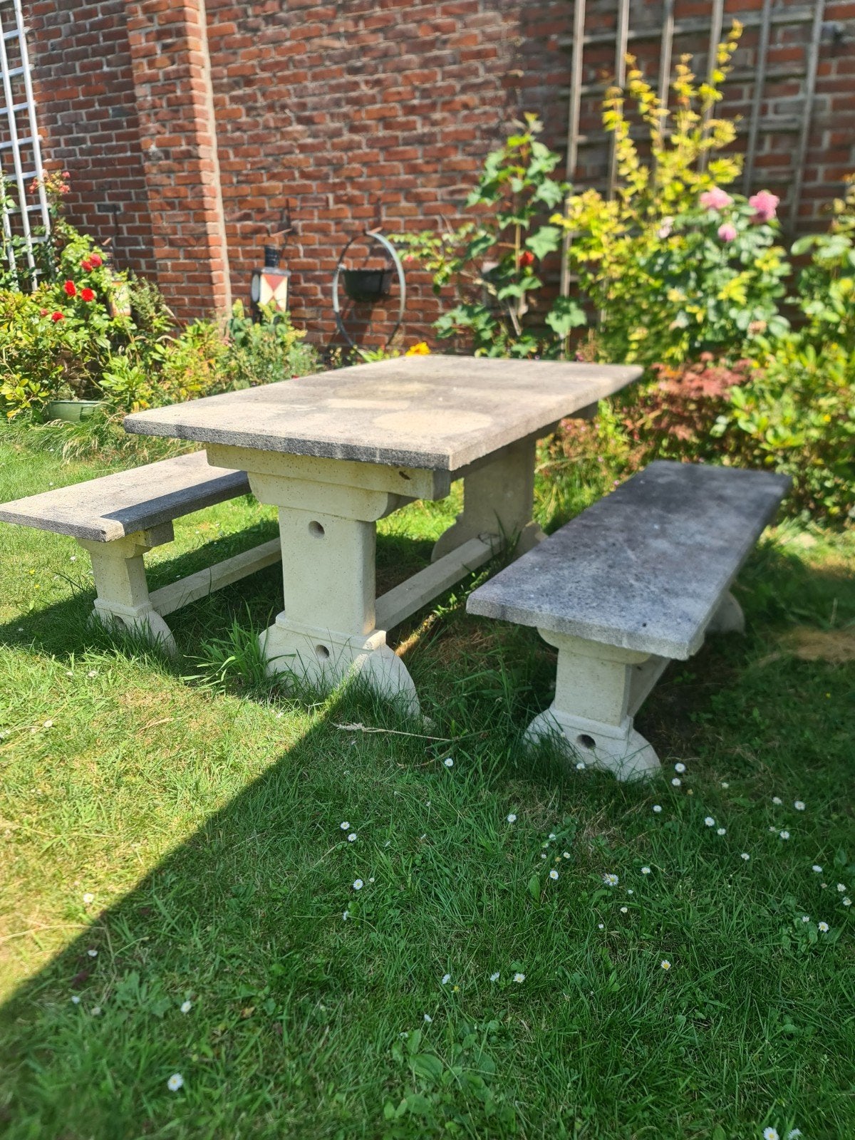 Robuuste betonnen picknicktafel met banken, Ophalen, Gebruikt, Rechthoekig, Overige materialen