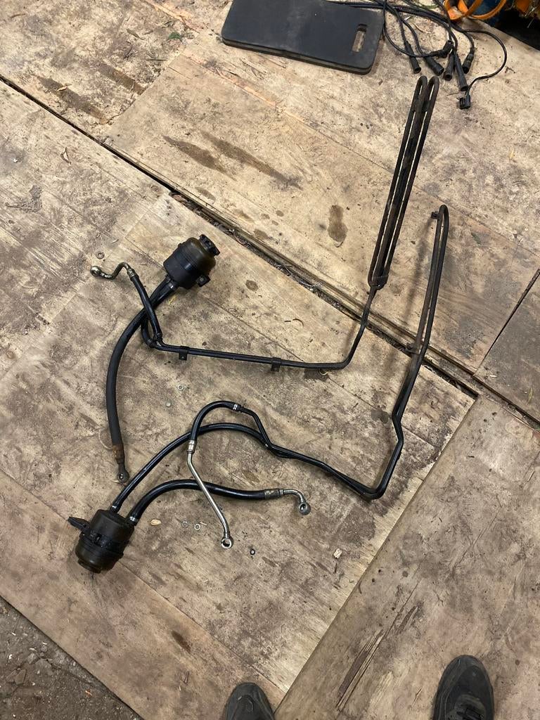 Bmw e30 stuurbekrachtiging koeler 320i 325i, Auto diversen, Tuning en Styling, Ophalen of Verzenden