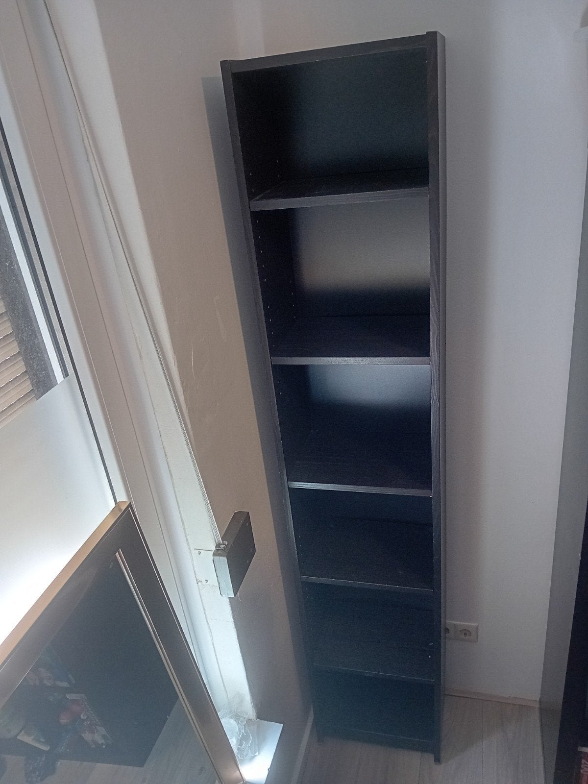 Smalle kast 200 cm voor kleding of boeken, Ophalen, Met plank(en), Minder dan 50 cm, Gebruikt