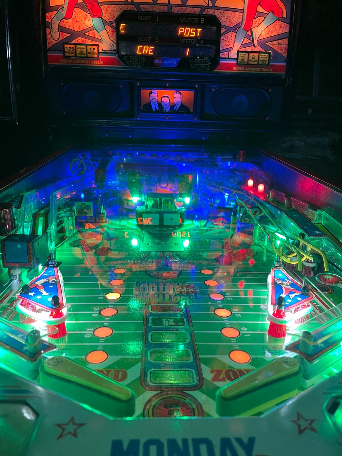 Data east monday night pinball, Ophalen, Data East, Zo goed als nieuw, Dot-matrix