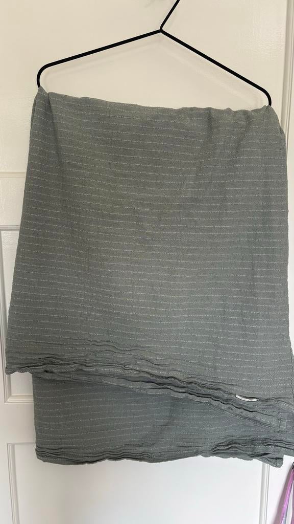 Tafellaken 140 x 240 cm - Groen, Ophalen, Zo goed als nieuw, Rechthoek, Binnen