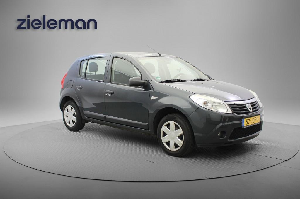 Dacia SANDERO 1.2 Ambiance - Airco, Voorwielaandrijving, Gebruikt, Met garantie (alle), Origineel Nederlands