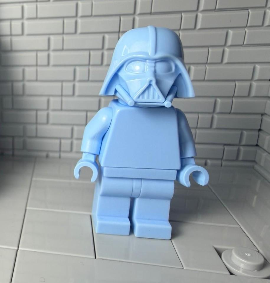 LEGO Prototype Minifigure – Darth Vader - Licht Blauw, Star Wars, Lego, Ophalen of Verzenden, Zo goed als nieuw