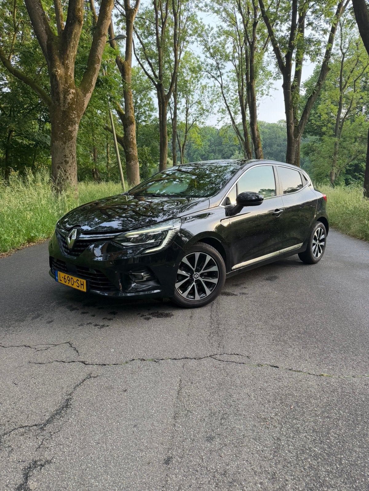 Renault Clio 1.3 TCe 130pk EDC GPF 2019 Zwart, Auto's, 4 cilinders, 1133 kg, 615 kg, Geïmporteerd
