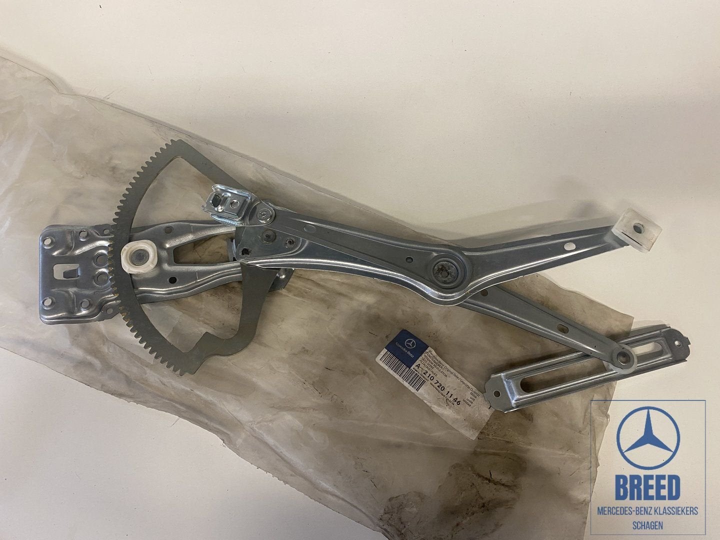 NOS raammechaniek linksvoor voor Mercedes-Benz W210 E-Klasse, -, Nieuw, Ophalen of Verzenden, -