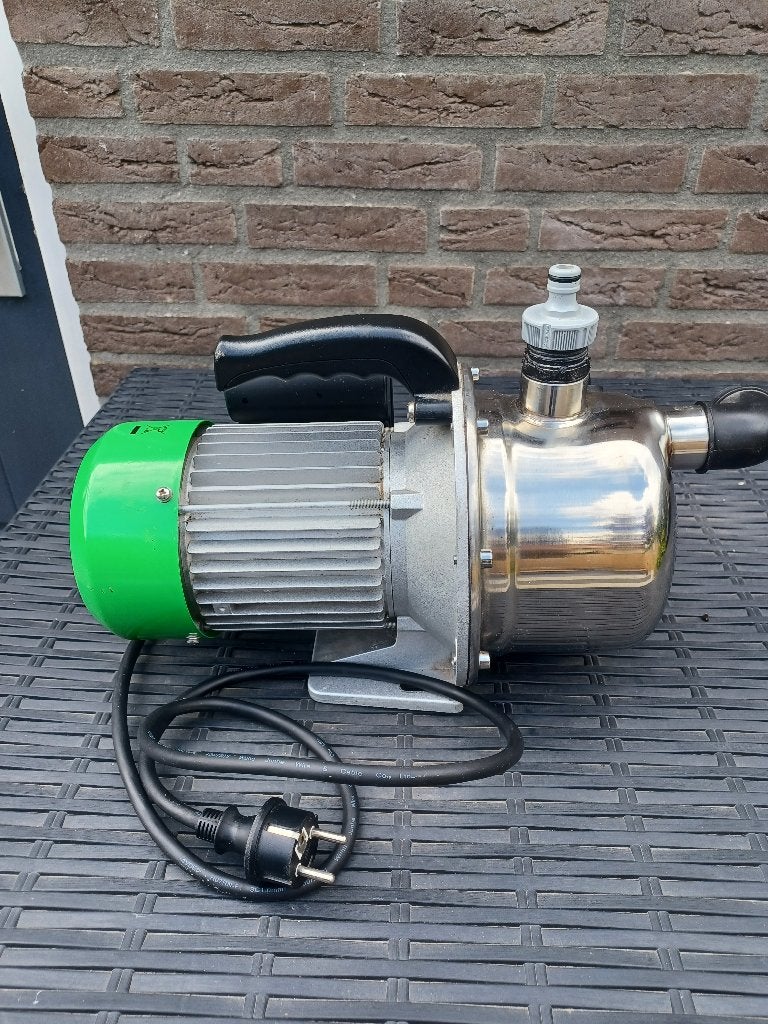 Waterpomp/Beregeningspomp, Tuin en Terras, Ophalen, Zo goed als nieuw, Elektrisch, Beregeningspomp