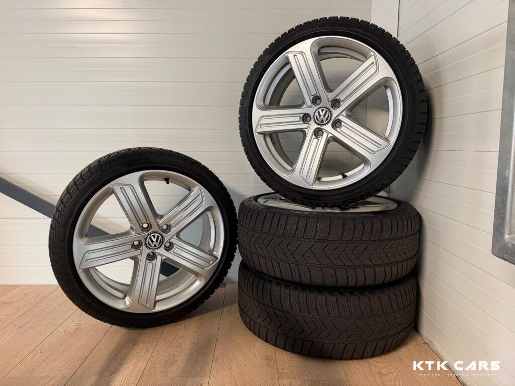 VW Golf Cadiz 5x112 18Inch Pirelli Winter Sottozero3, 18 inch, Gebruikt, Banden en Velgen, 225 mm