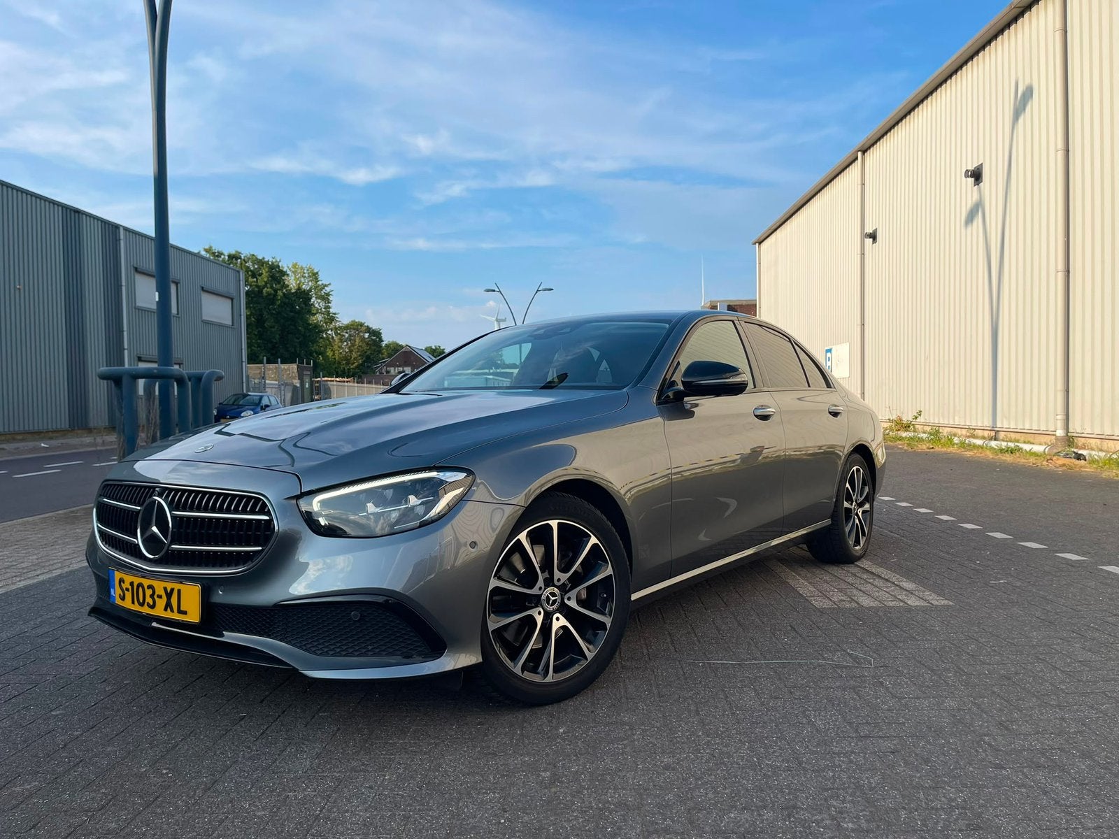 Mercedes-Benz E-Klasse E200 | Automaat| Dealer onderhouden, Auto's, Automaat, Achterwielaandrijving, 4 cilinders, 14 km/l