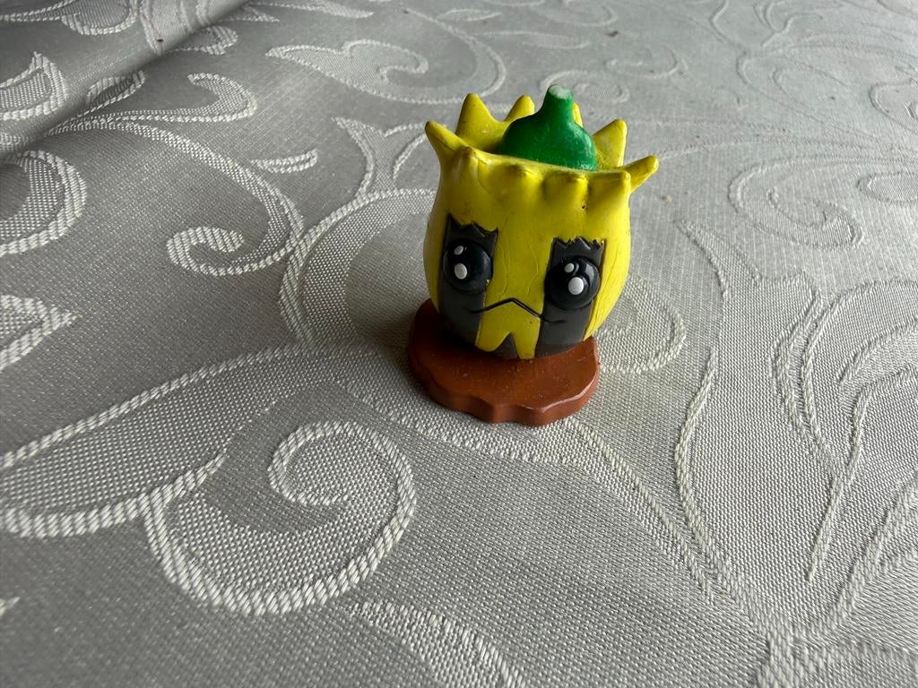 Nintendo Tomy Pokemon Sunkern figuur stuk, Ophalen of Verzenden, Gebruikt
