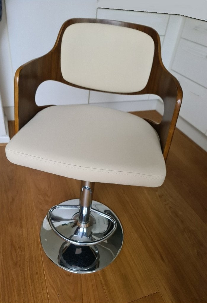 Stuurstoel geveerd, hoog, laag, draai, Ophalen, Zo goed als nieuw, Interieur en Kussens