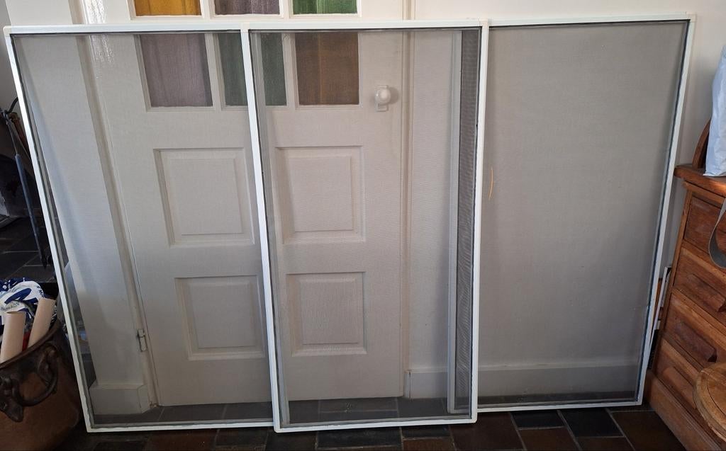 Horren drie stuks ,maat Lengte 1. 46 cm.Breed 62 cm., Doe-het-zelf en Verbouw, Deuren en Horren, Ophalen, Minder dan 80 cm