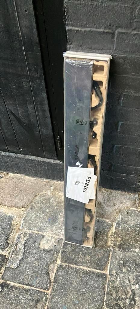 Nieuwe metalen kapstok pinnig ikea, Huis en Inrichting, Woonaccessoires | Kapstokken, Wandkapstok, Nieuw, Ophalen of Verzenden