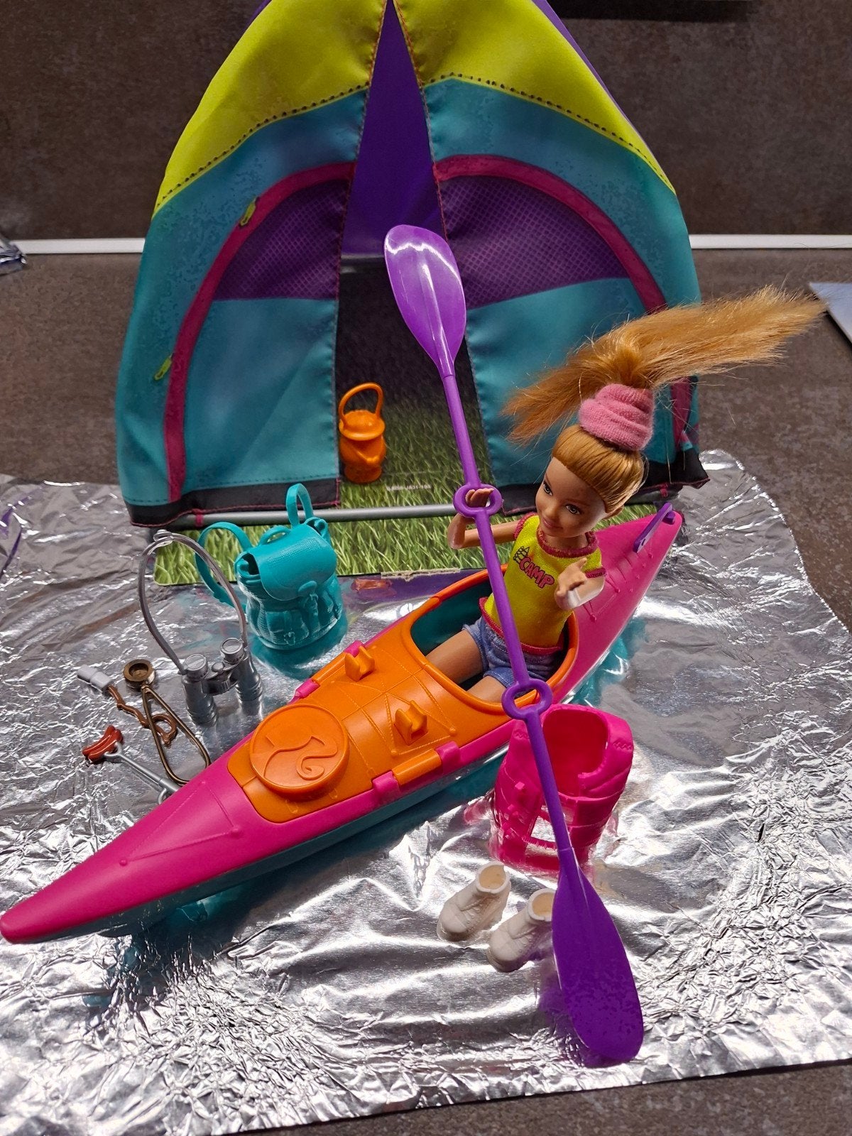 Barbie Kampeeravontuur met Kano en Tent, Kinderen en Baby's, Ophalen of Verzenden, Gebruikt, Barbie