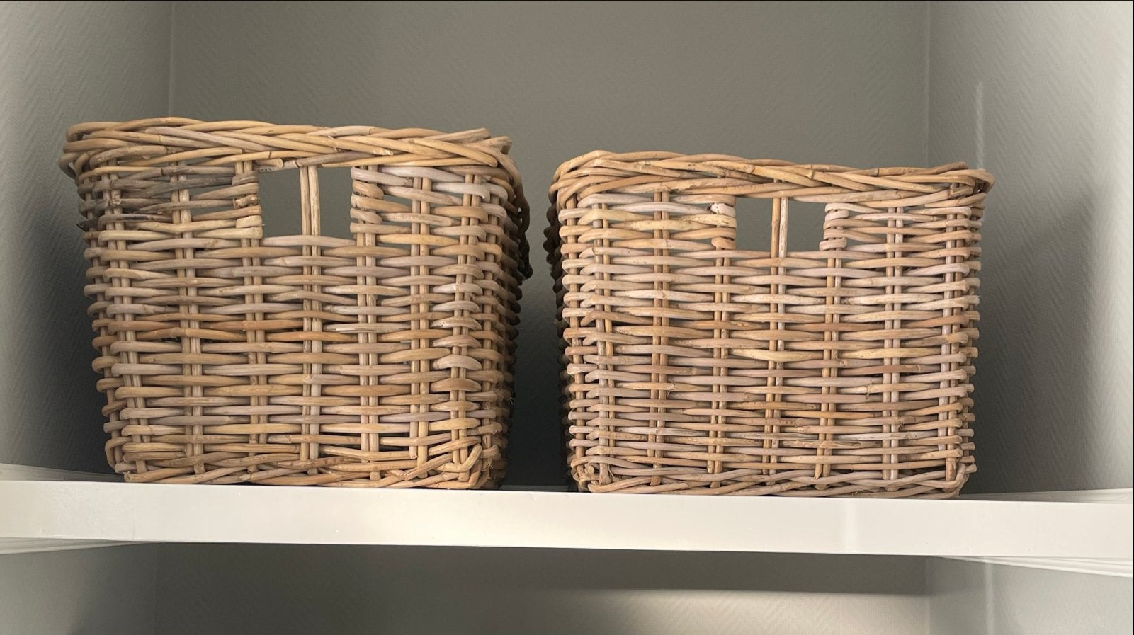 Decoratieve mandenset - 2 rieten manden (40x50x32 cm), Ophalen, Gebruikt, Gevlochten, Mand