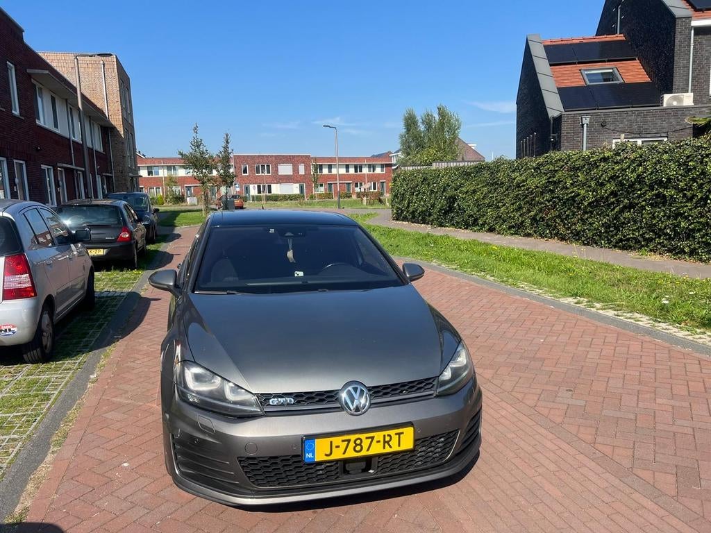 Volkswagen Golf 2.0 TDI 135KW 5D DSG 2014 Grijs, Euro 6, 4 cilinders, Overige kleuren, Diesel