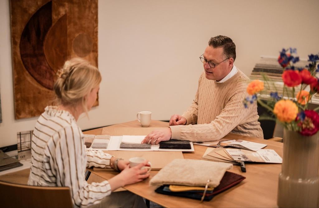 VLOEREN SHOW HEUTINK VLOEREN GENEMUIDEN, Huis en Inrichting, Stoffering | Vloerbedekking, Ophalen, Vloeren en duurzaam, Nieuw