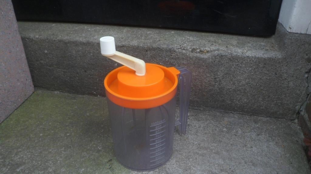 Vintage slagroomklopper handmixer Plastimat kunststof oranje, Gebruikt, Kunststof, Ophalen of Verzenden, Overige merken