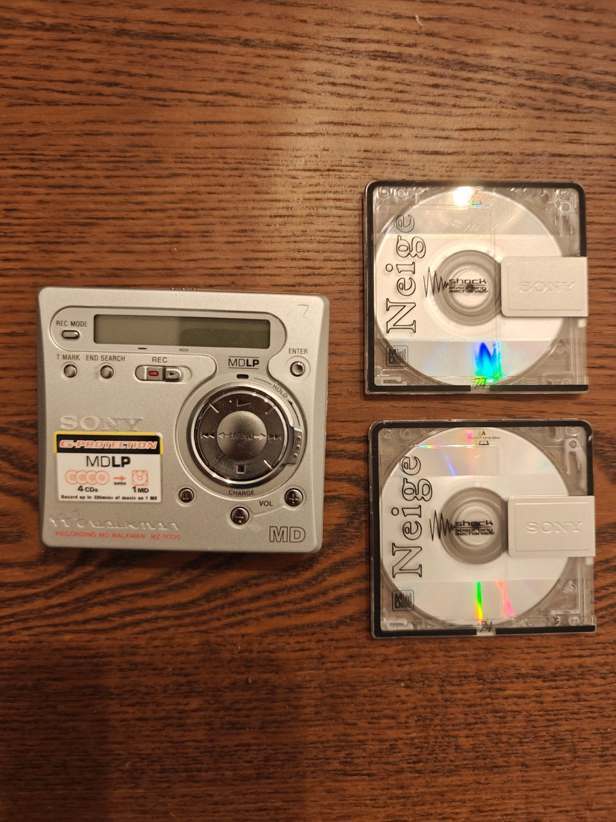 Sony MD Minidisc Walkman - recorder - MZ R700 - goede staat, Ophalen of Verzenden, Minidisc-recorder