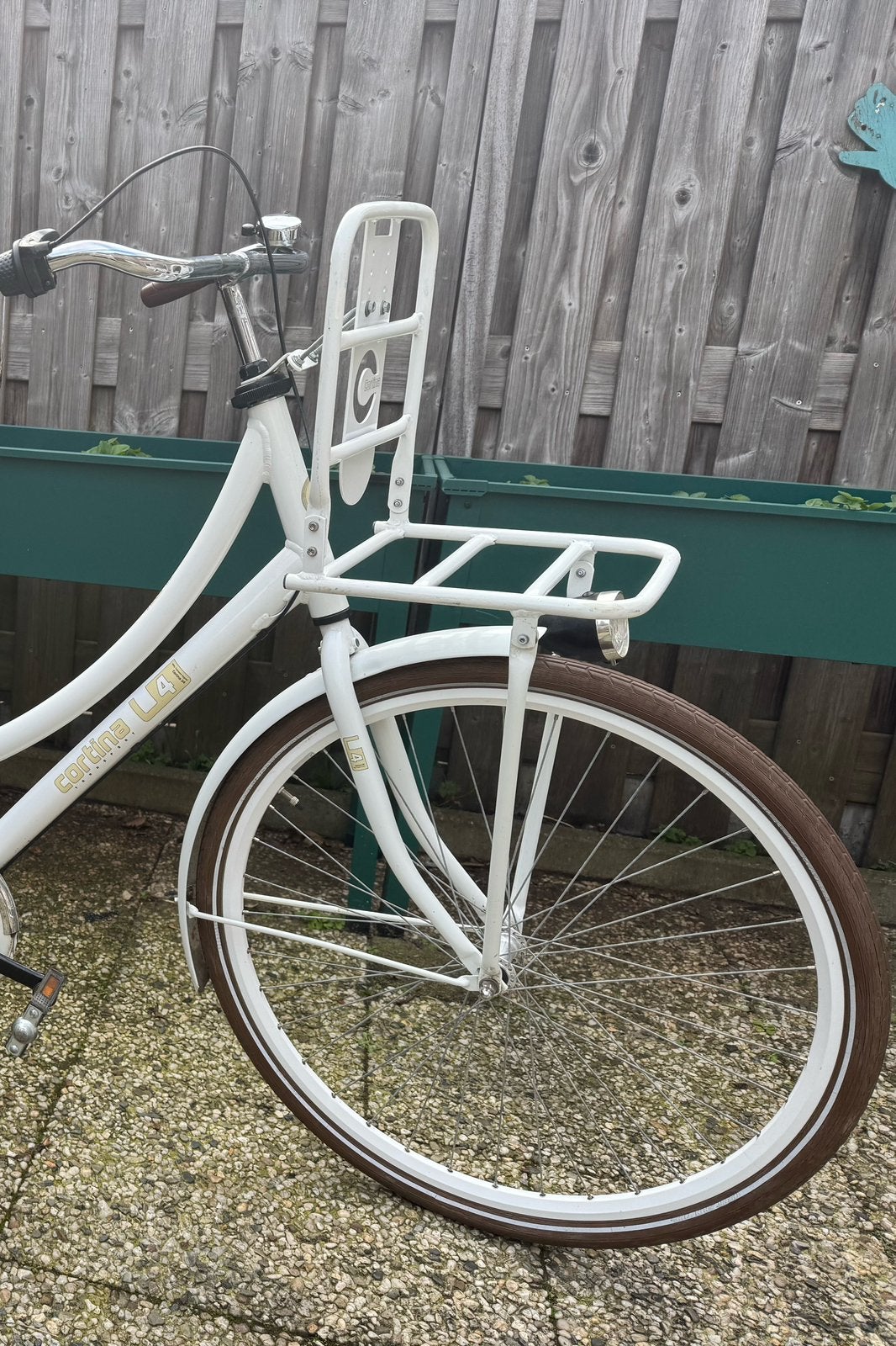 Mooie witte Cortina U4 transportfiets 28 inch, 56 cm of meer, Ophalen, Trommelrem, Versnellingen