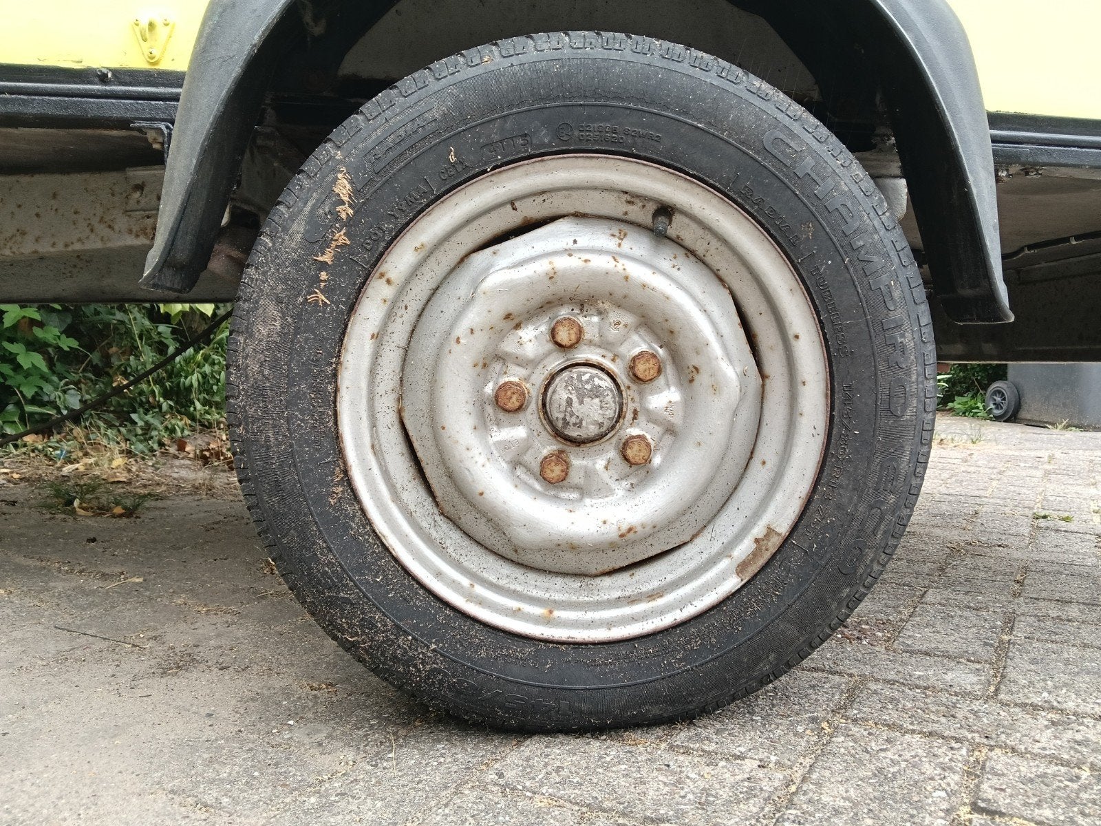 GEZOCHT: Aanhanger-velg 5114,3 – naafgat 65 mm – ET33, Auto diversen, Aanhangwagen-onderdelen, Ophalen