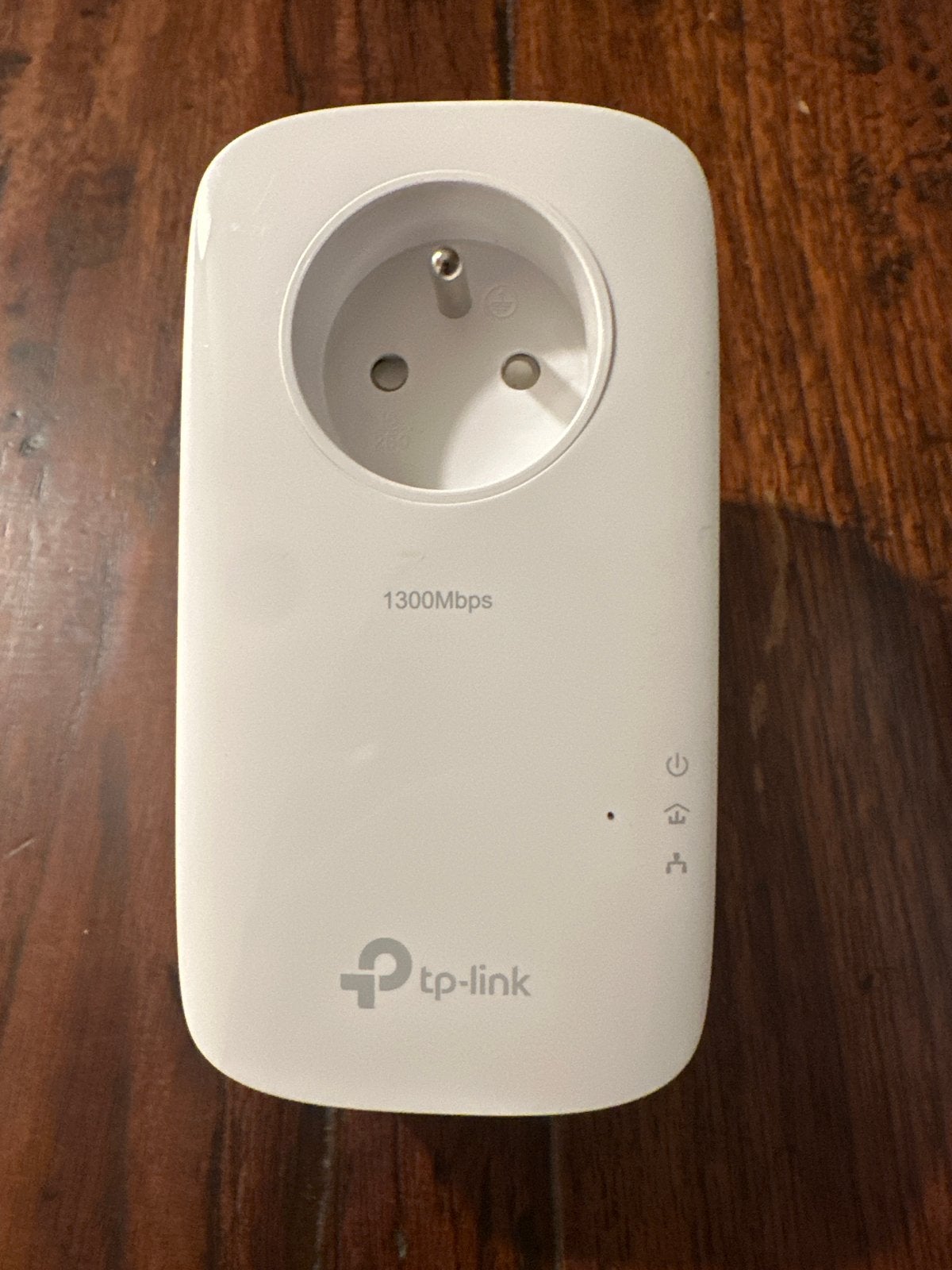 TP-Link Powerline Adapter 1300Mbps met stopcontact, Ophalen of Verzenden, Zo goed als nieuw