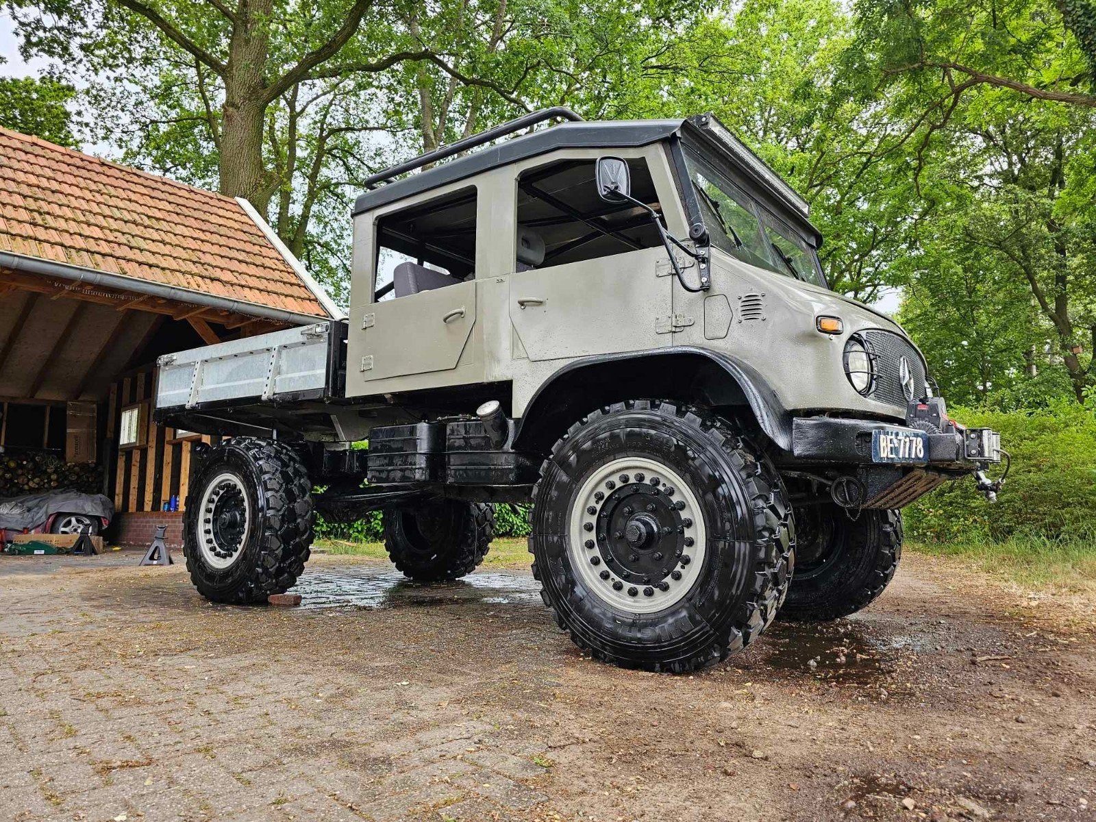 Mercedes- Benz Unimog 404 Doka 4x4, foto 5