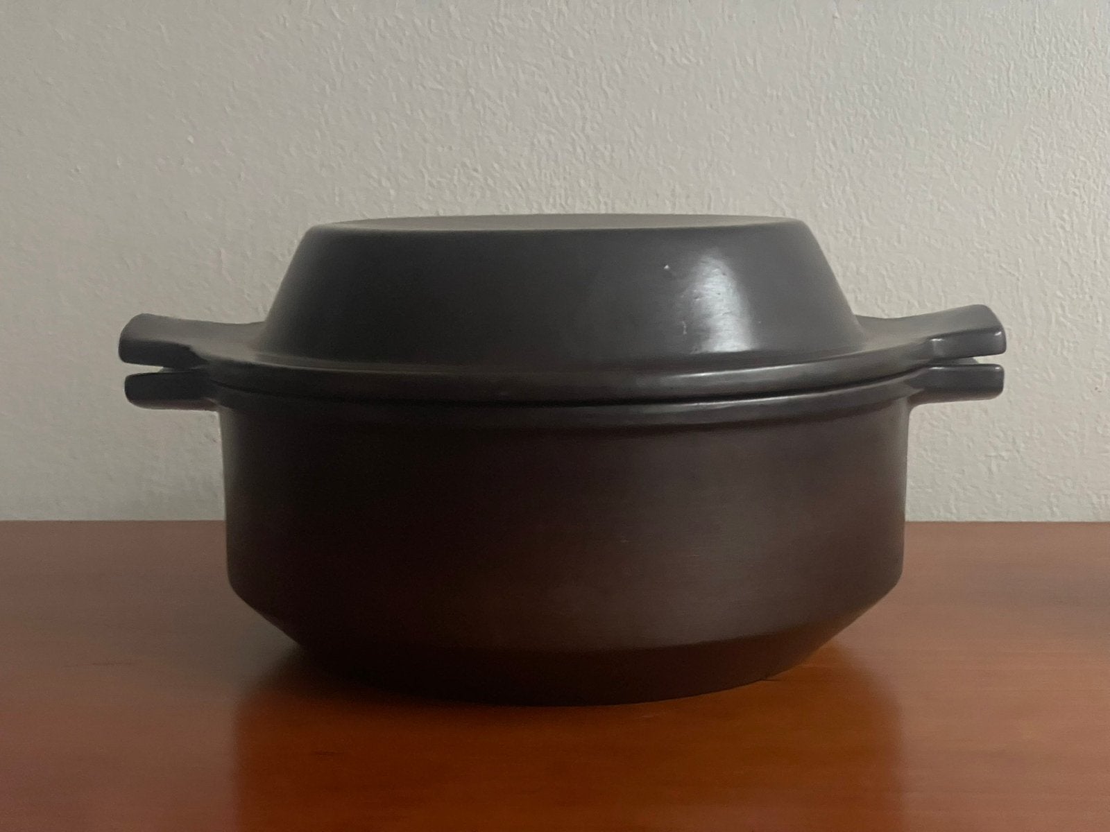 Arabia, Finland: Liekki ovenschaal met deksel 20x10 cm 1957, Gebruikt, Overige typen, Ophalen of Verzenden, Steen/keramiek