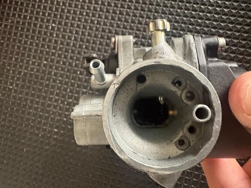 17mm Carburateur voor 2-takt scooters/brommers, Ophalen, Zo goed als nieuw, Carburateur