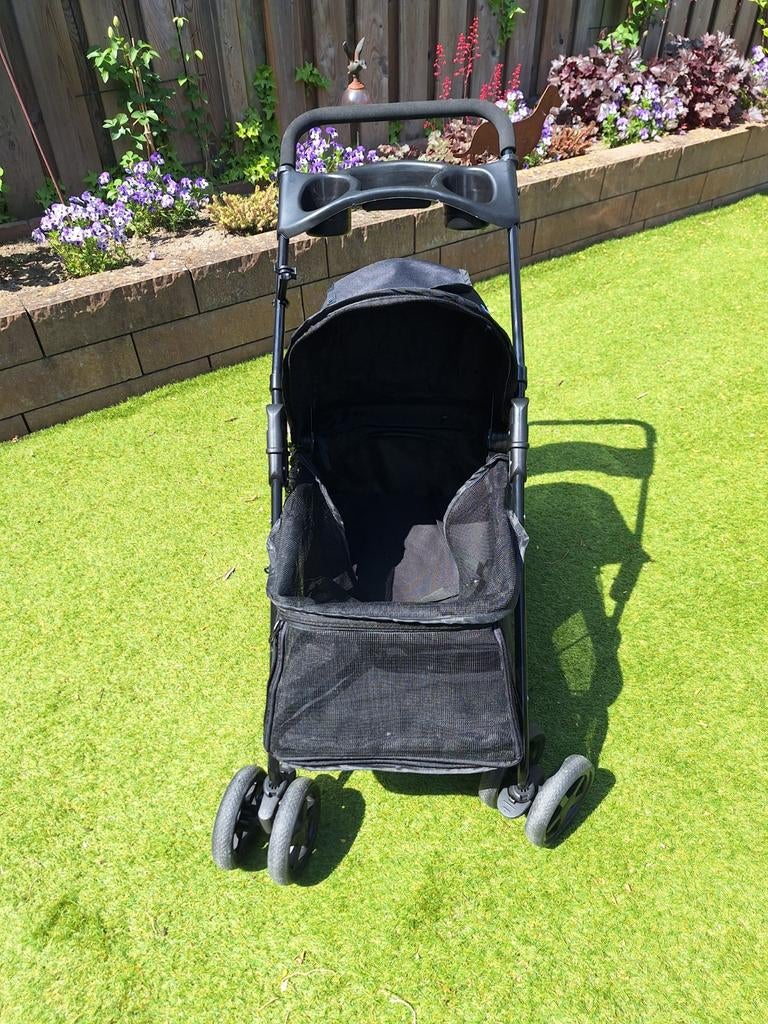 Honden buggy voor een kleine hond tot 15 kilo., Dieren en Toebehoren, Honden-accessoires, Ophalen of Verzenden, Zo goed als nieuw