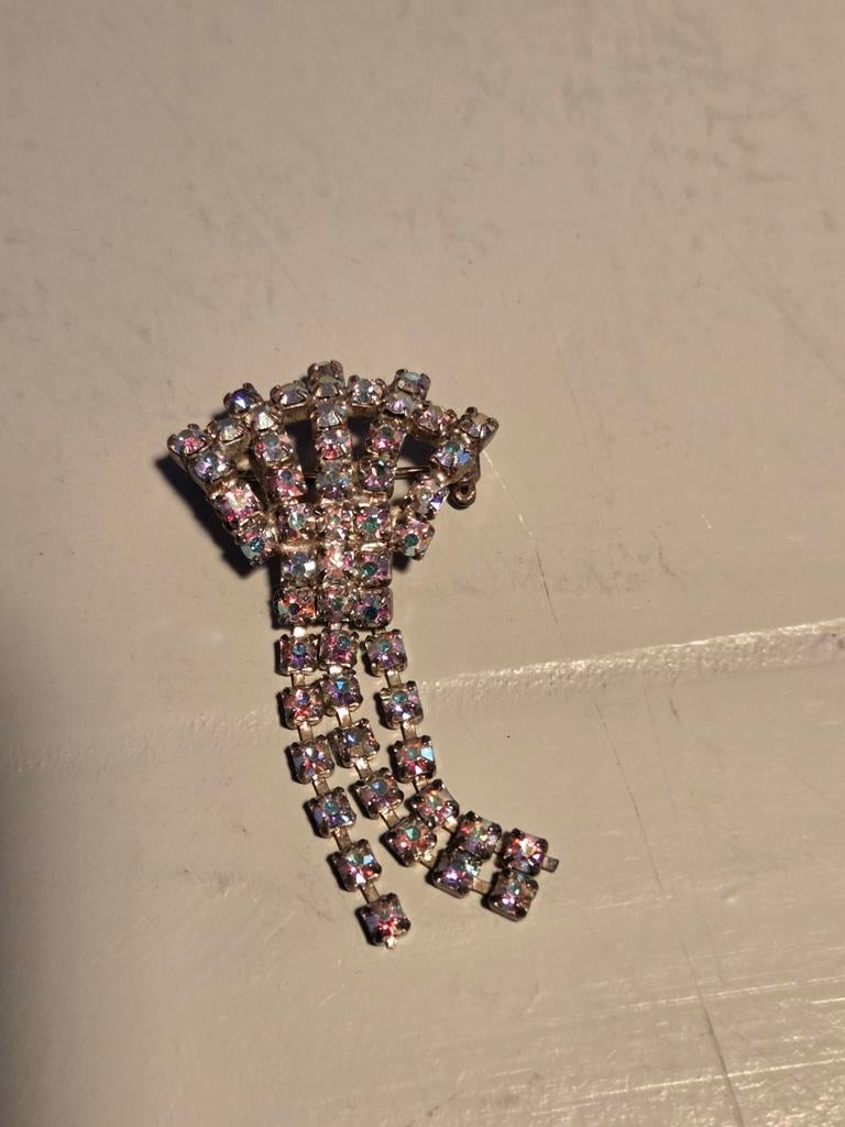 oude aurora borealis juliana broche, Met kristal, Overige materialen, 4 tot 7 cm, Verzenden