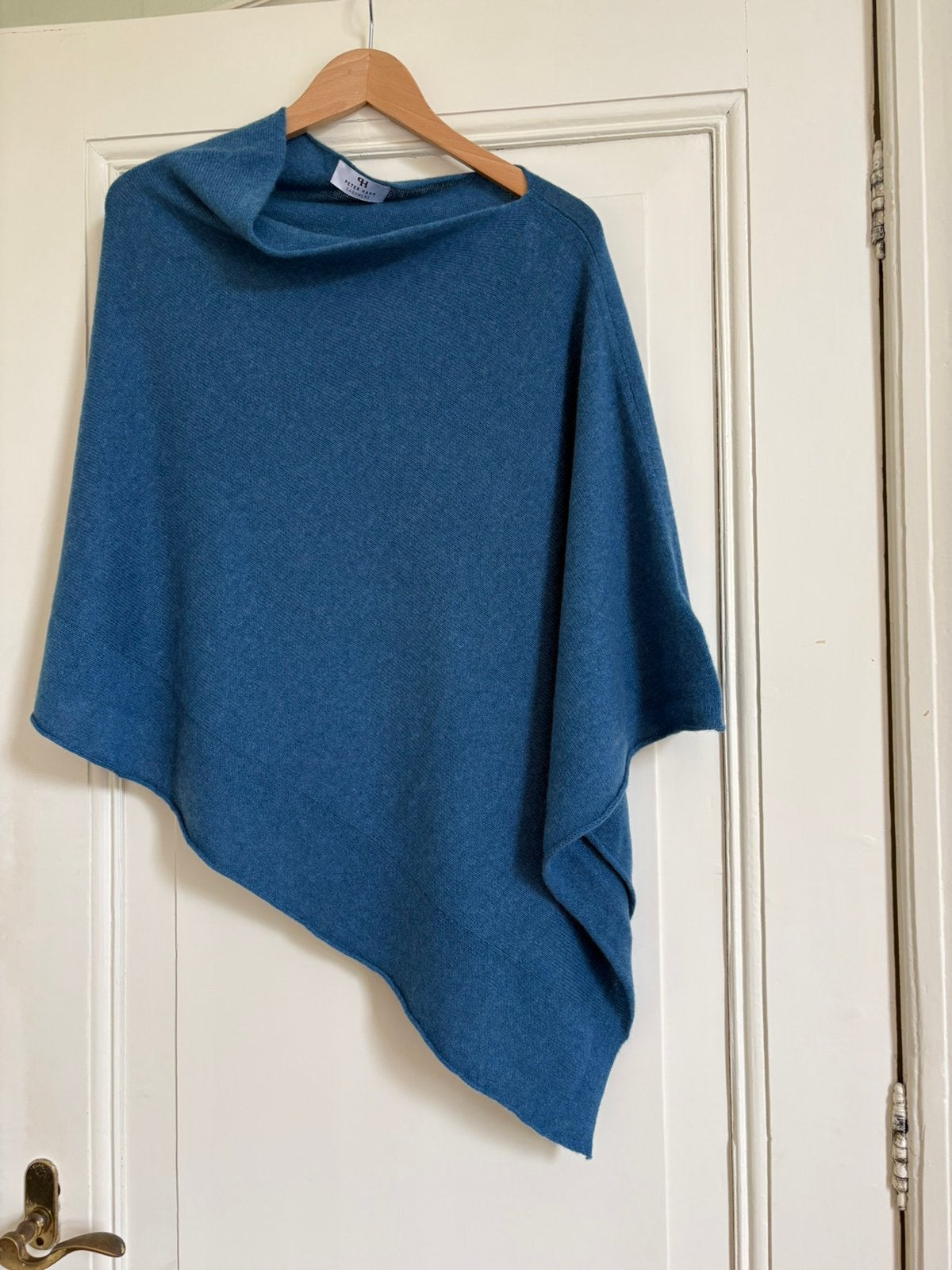 Poncho Peter Hahn cashmere ongedragen, Kleding | Dames, Ophalen of Verzenden, Nieuw