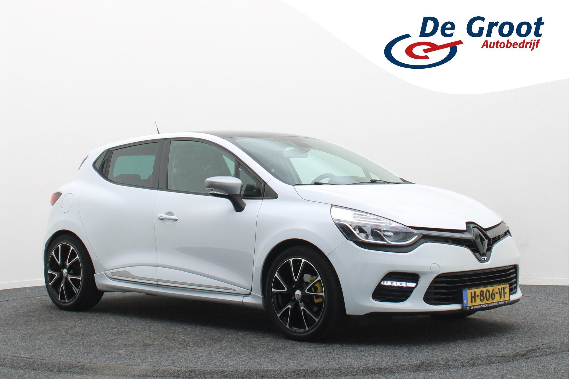 Renault Clio 1.2 GT Panoramadak, R.S. Drive, Camera, Keyless, Auto's, Renault, Stof, Gebruikt, 4 cilinders, 1054 kg