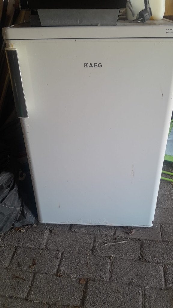 AEG koelkast met vriesvak, Ophalen, Gebruikt, Minder dan 85 cm, 100 tot 150 liter