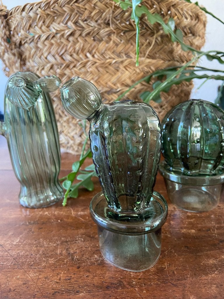 Drie apart groen glazen cactus model Vaasjes Sissy Boy NIEUW, Huis en Inrichting, Woonaccessoires | Vazen, Ophalen of Verzenden