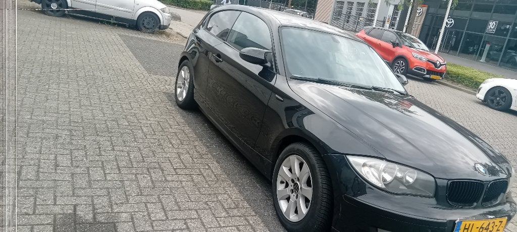 BMW 1-Serie 2.0 118I 3DR 2009 Zwart, 1-Serie, Achterwielaandrijving, 1995 cc, Zwart