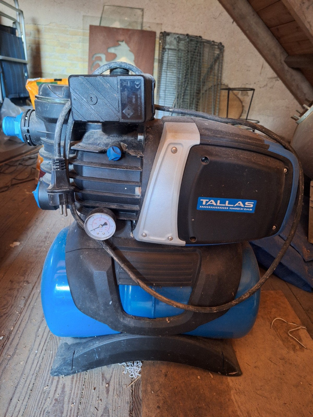 Tallas hydrofoorpomp D-BOOST 850/45, Ophalen of Verzenden, Zo goed als nieuw, Elektrisch, Hydrofoorpomp